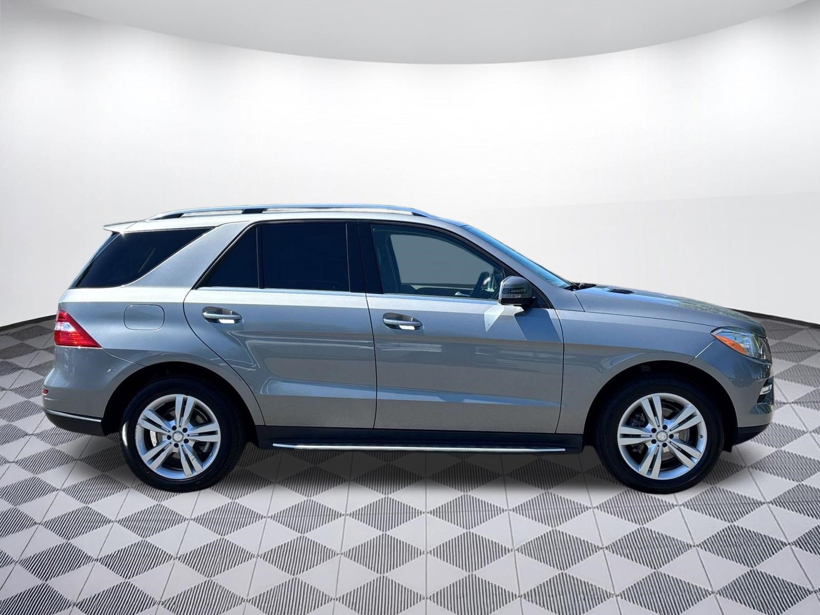 Used 2014 Mercedes-Benz ML 350 4MATIC image 7