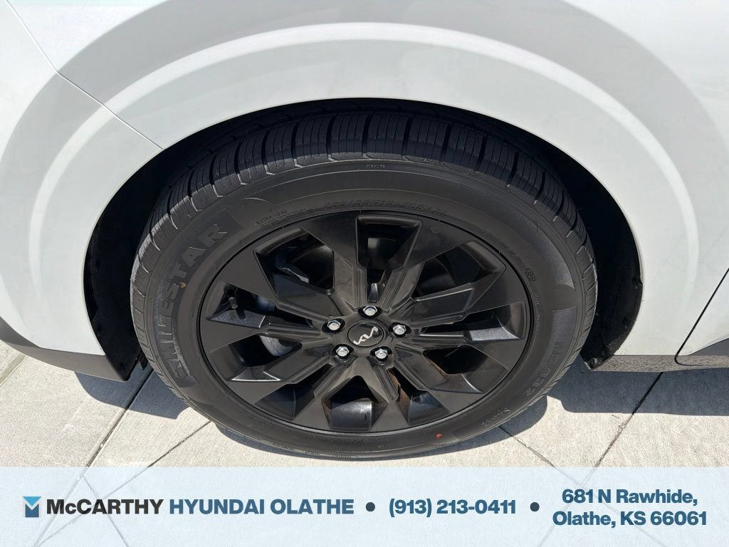 Used 2022 Kia Carnival SX Prestige FWD image 18