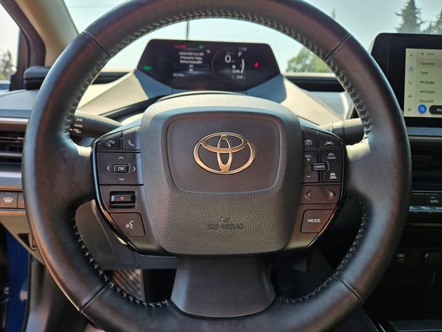 Used 2023 Toyota Prius XLE FWD image 27