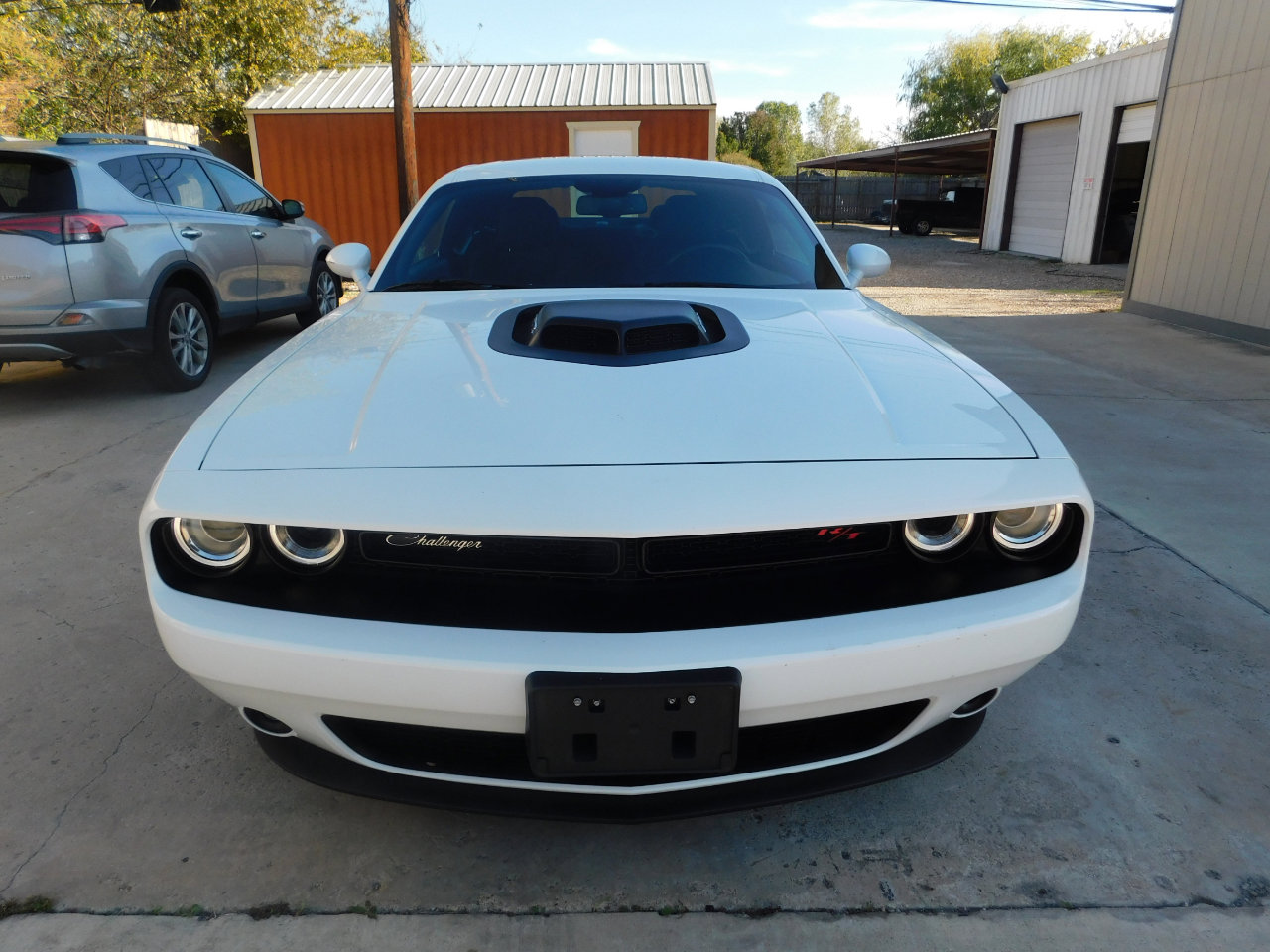 Used 2018 Dodge Challenger R/T image 2