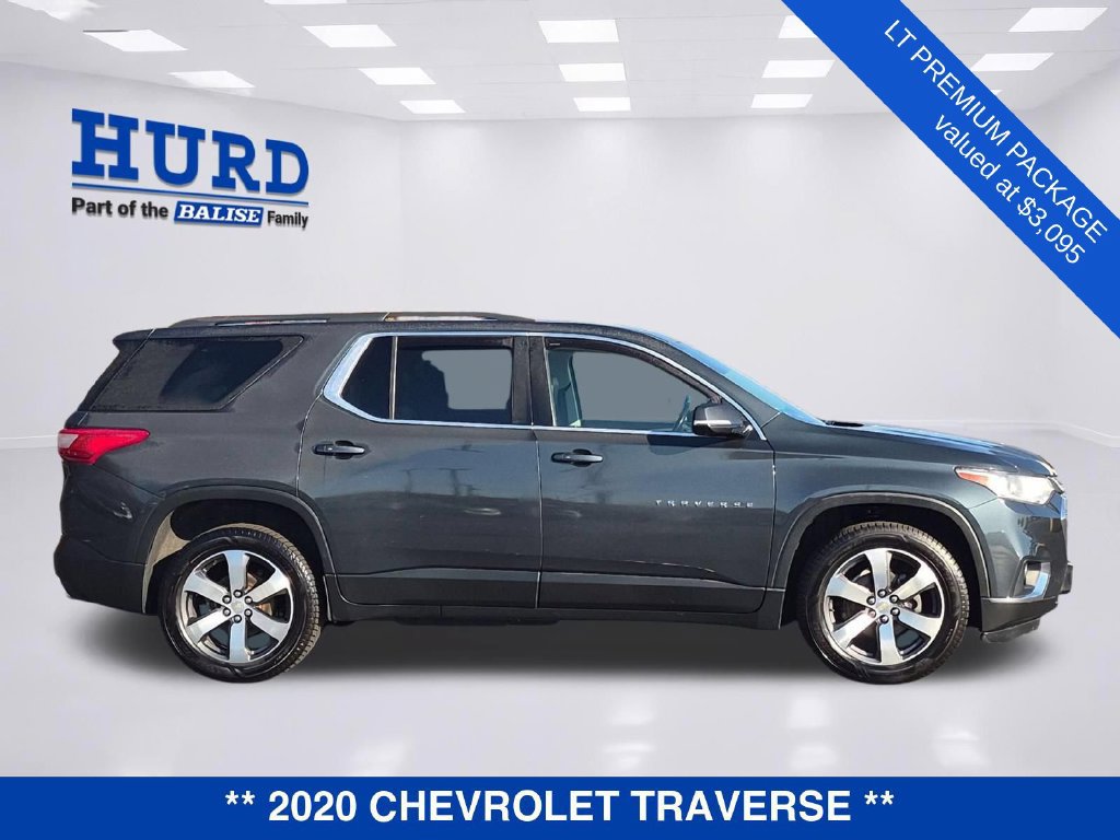 Used 2020 Chevrolet Traverse LT w/ LT Premium Package AWD/4WD image 2