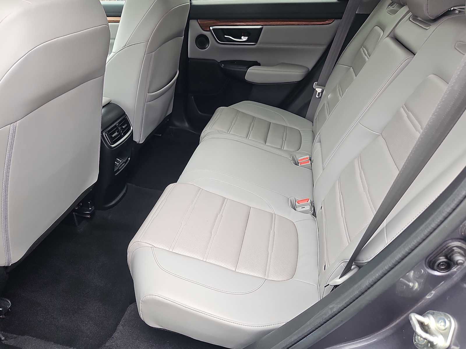 Used 2017 Honda CR-V Touring image 29