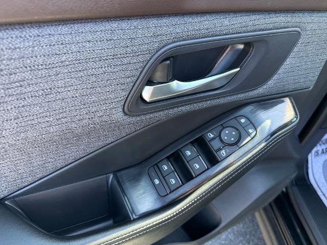 Certified 2023 Nissan Rogue SV AWD/4WD image 19