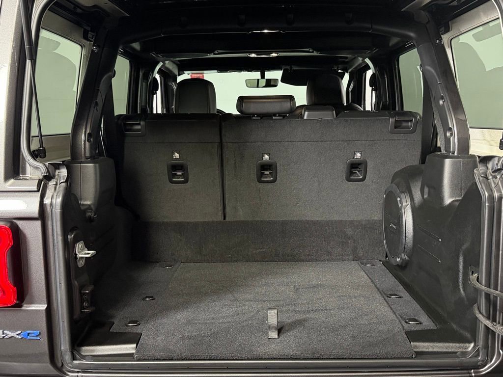 Used 2022 Jeep Wrangler Unlimited Sahara w/ Safety Group image 30