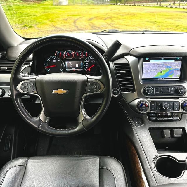 Used 2019 Chevrolet Suburban LT image 15