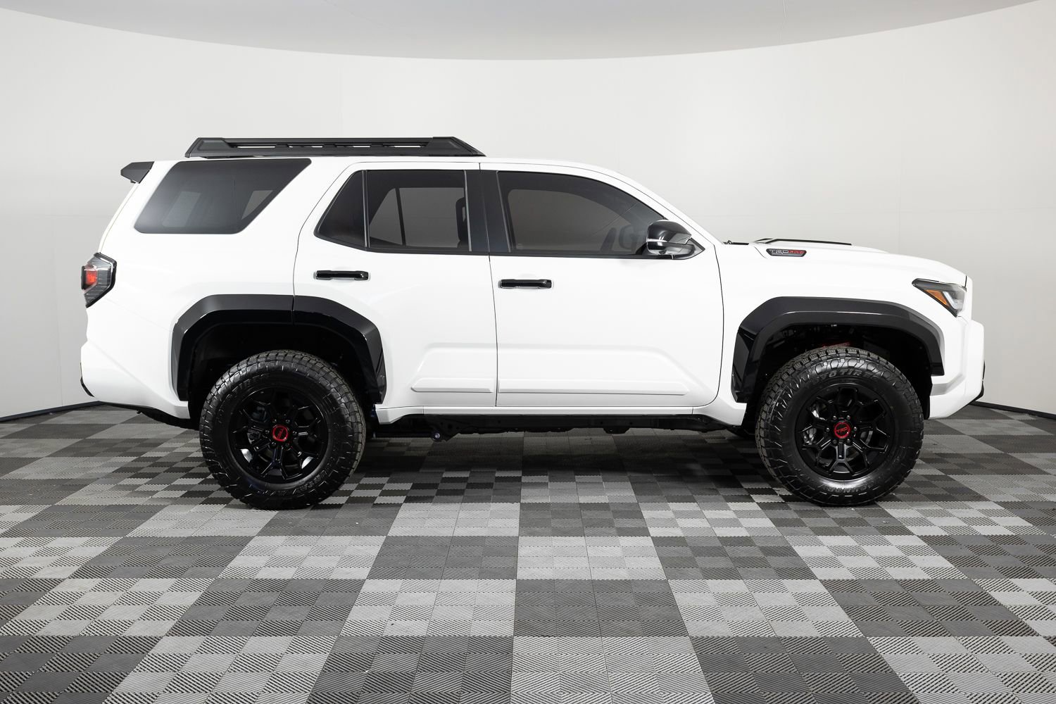 Used 2025 Toyota 4Runner TRD Pro AWD/4WD image 9