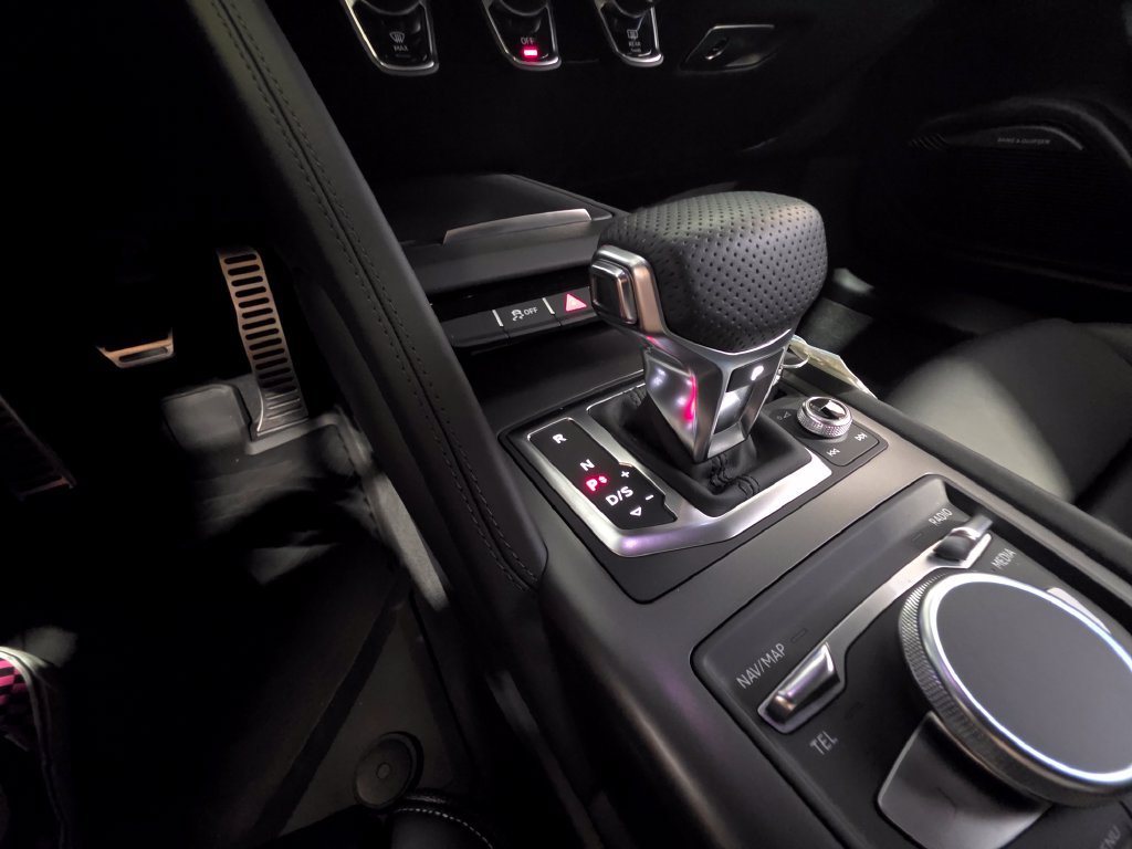 Certified 2023 Audi R8 V10 performance w/ Premium Package RWD image 19