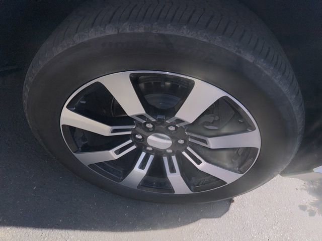 Used 2023 GMC Yukon XL Denali w/ LPO, Floor Liner Package image 3