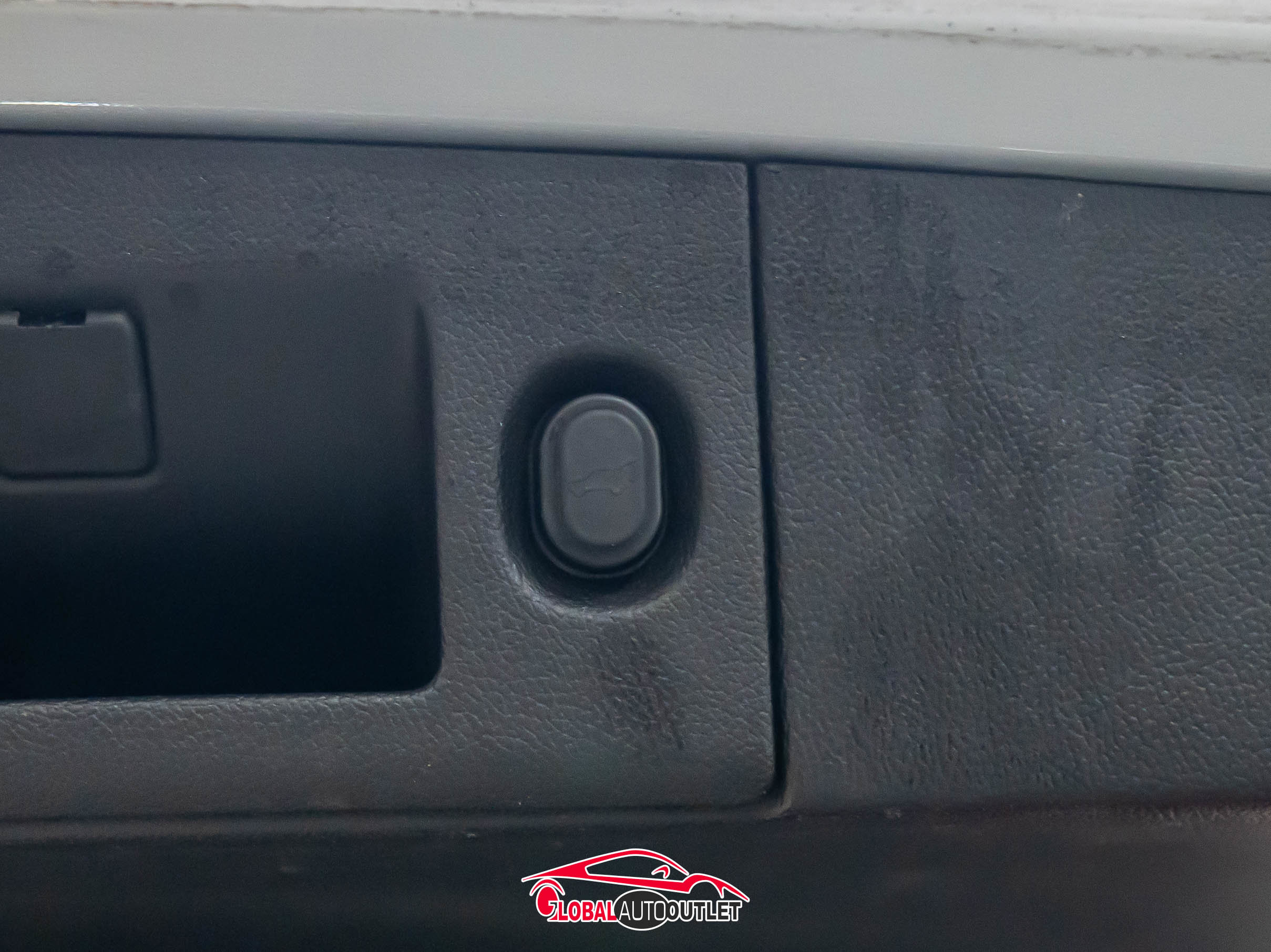 Used 2017 Chevrolet Suburban Premier image 49