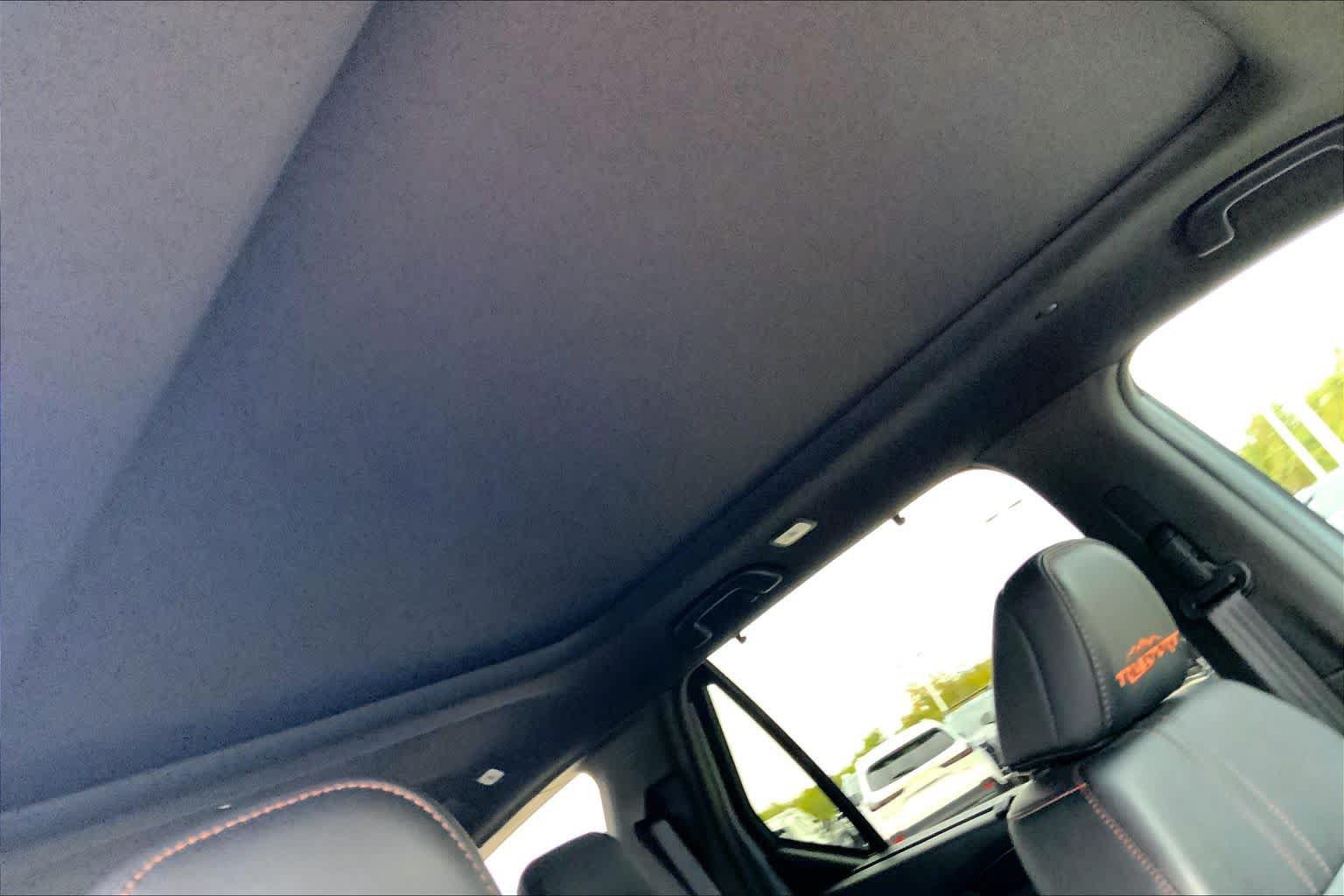 Used 2024 Honda Pilot TrailSport image 14