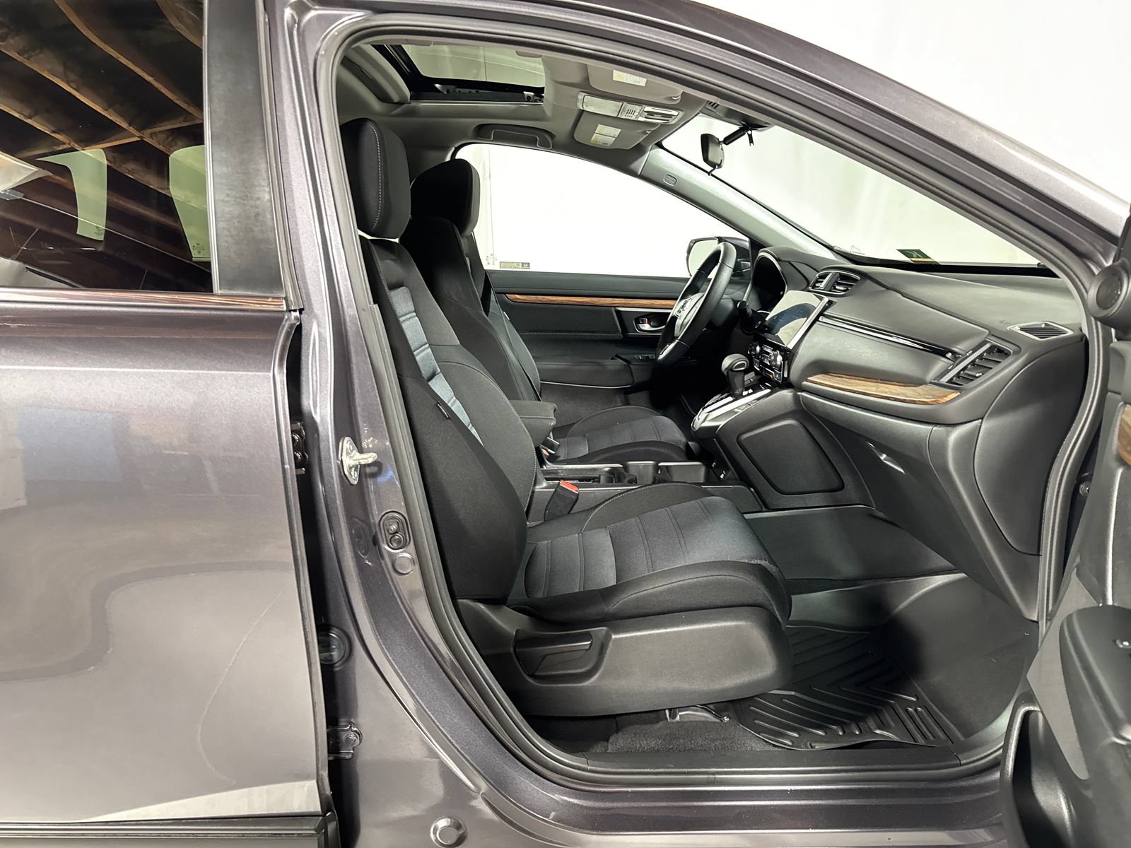 Used 2020 Honda CR-V EX image 15