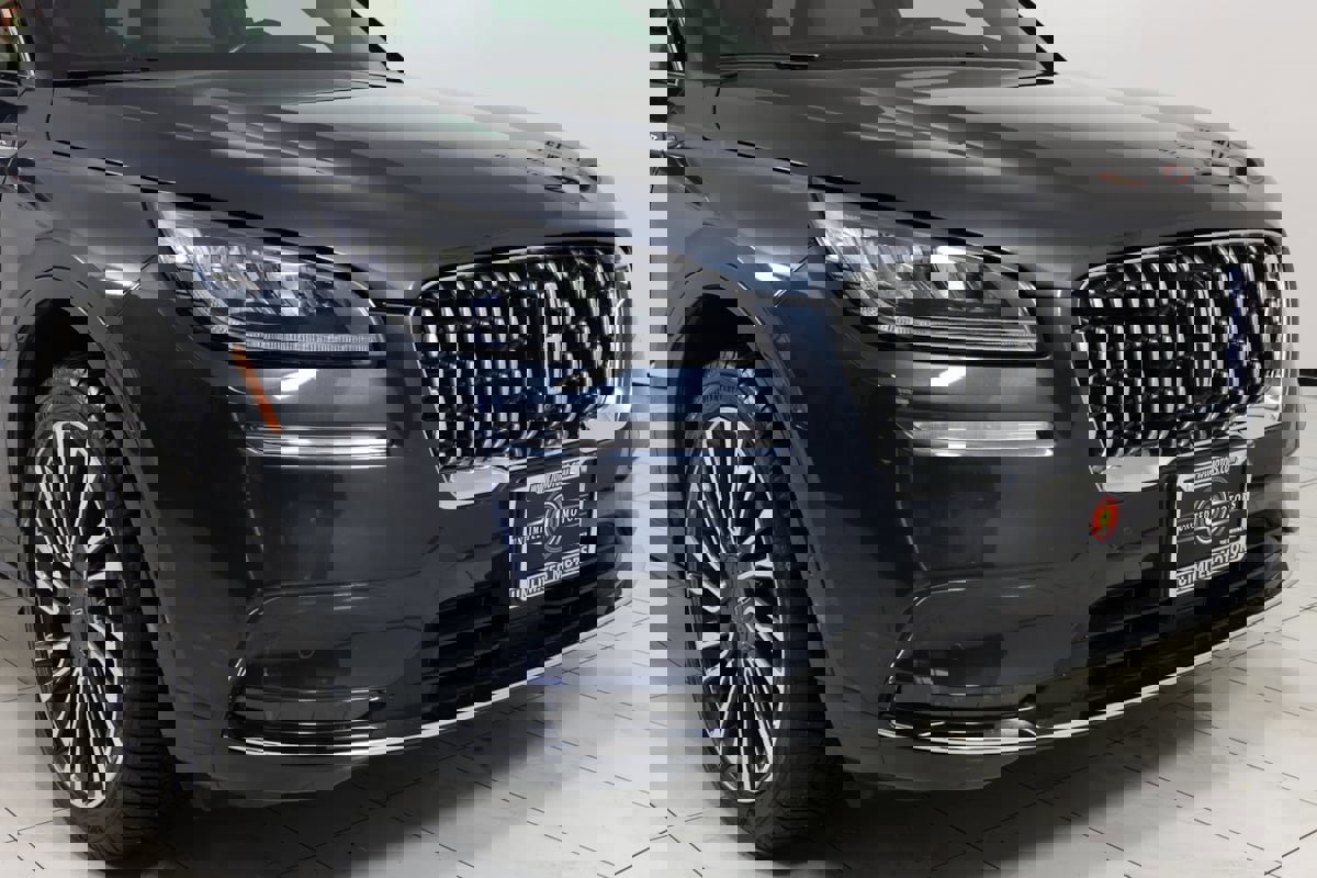 Used 2020 Lincoln Corsair Reserve w/ Equipment Group 201A image 37