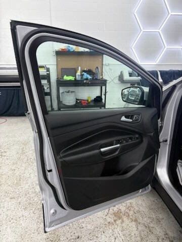 Used 2018 Ford Escape Titanium image 19