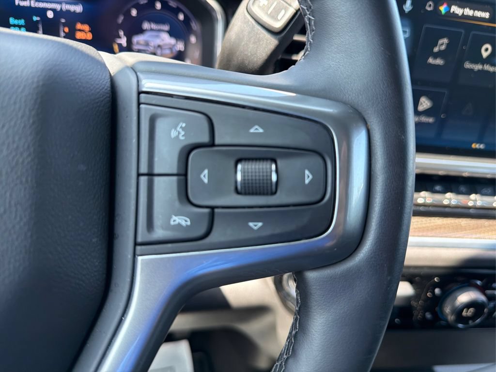 Used 2025 Chevrolet Silverado 1500 LT AWD/4WD image 30