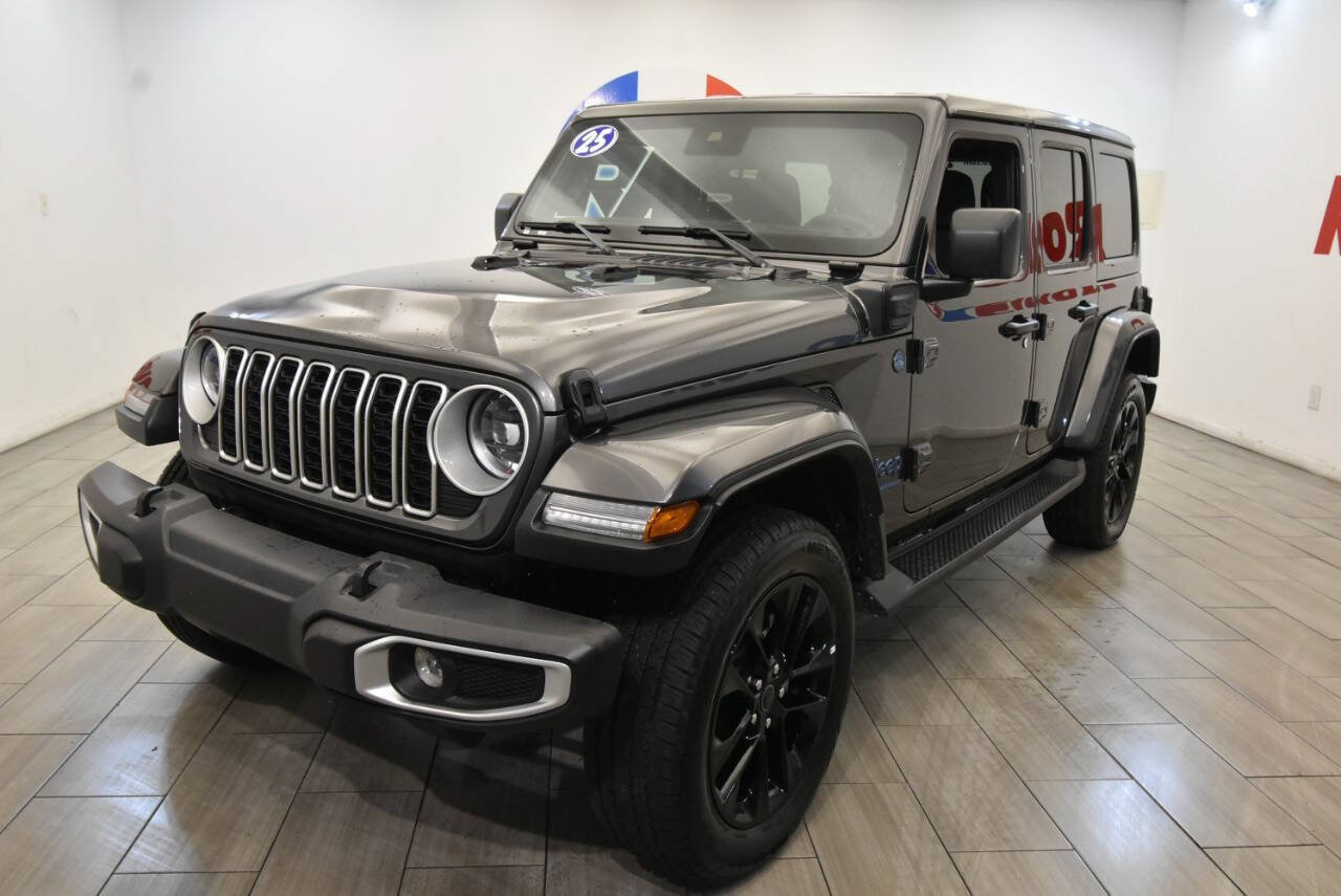 Used 2025 Jeep Wrangler Unlimited Sahara
