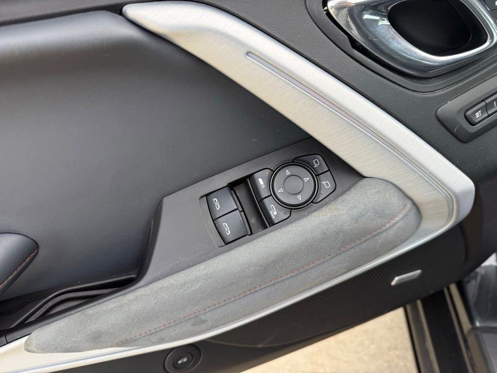 Used 2017 Chevrolet Camaro SS w/ 50th Anniversary Edition image 17