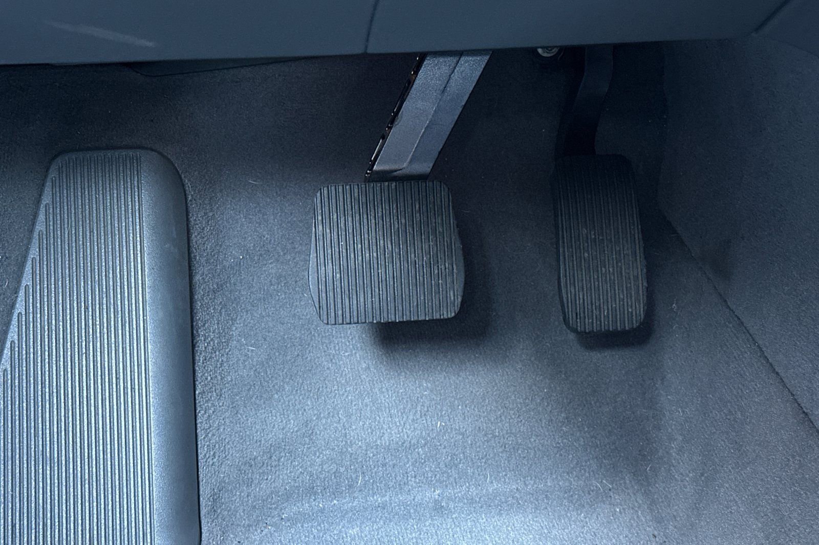 Used 2024 Lucid Air Touring image 43