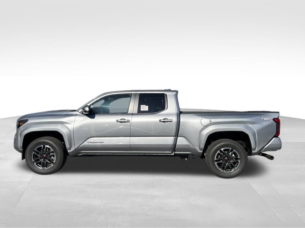 New 2025 Toyota Tacoma TRD Sport image 2