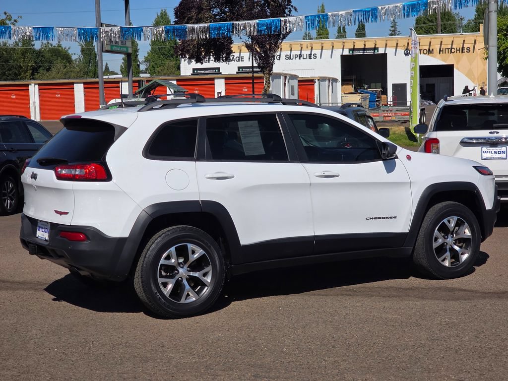 Used 2018 Jeep Cherokee Trailhawk AWD/4WD image 31