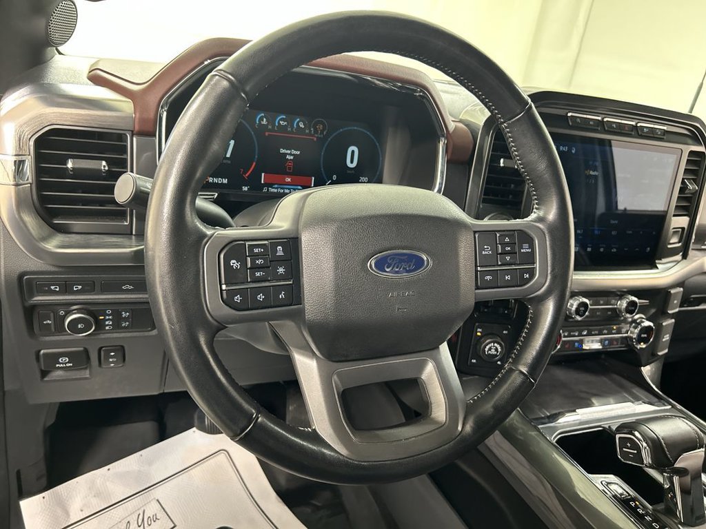 Used 2022 Ford F150 Lariat w/ Equipment Group 502A High AWD/4WD image 4
