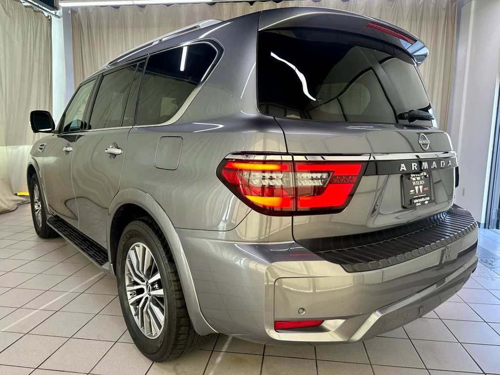 Used 2024 Nissan Armada SL image 9