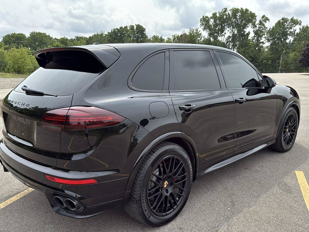 Used 2017 Porsche Cayenne GTS AWD/4WD image 5