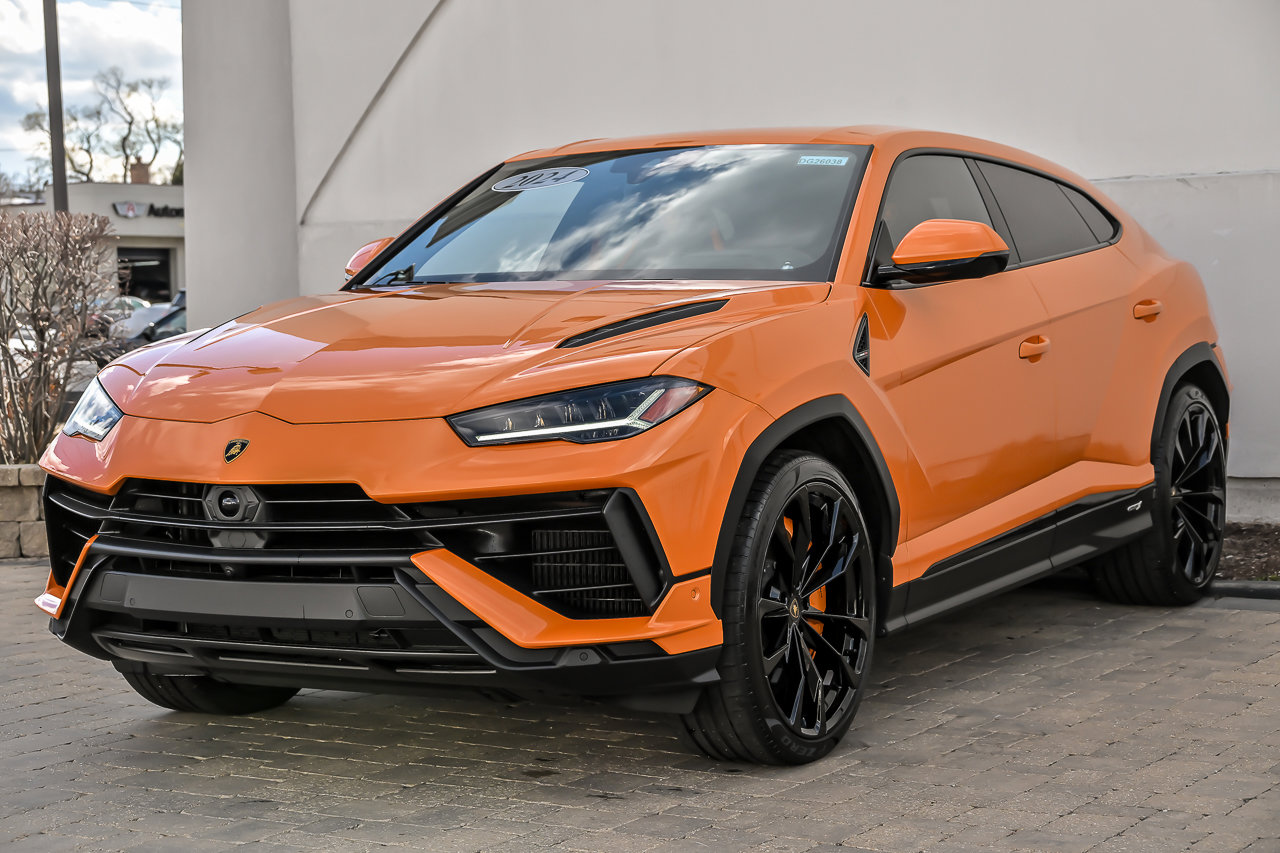 Used 2024 Lamborghini Urus S image 3