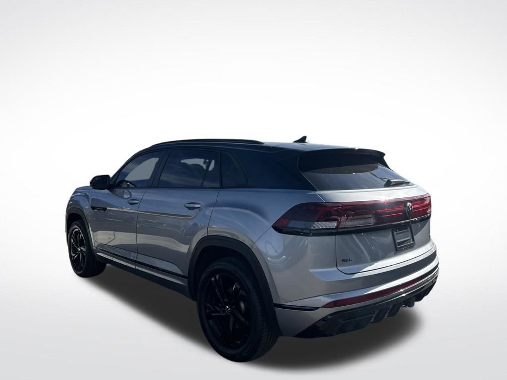 Used 2025 Volkswagen Atlas Cross Sport SEL R-Line image 7