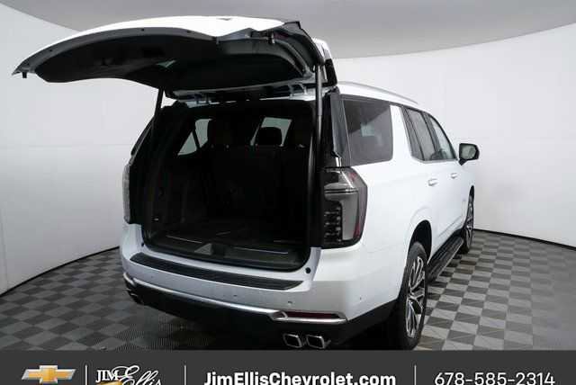 New 2026 Chevrolet Tahoe High Country w/ Sun And Tow Package image 28