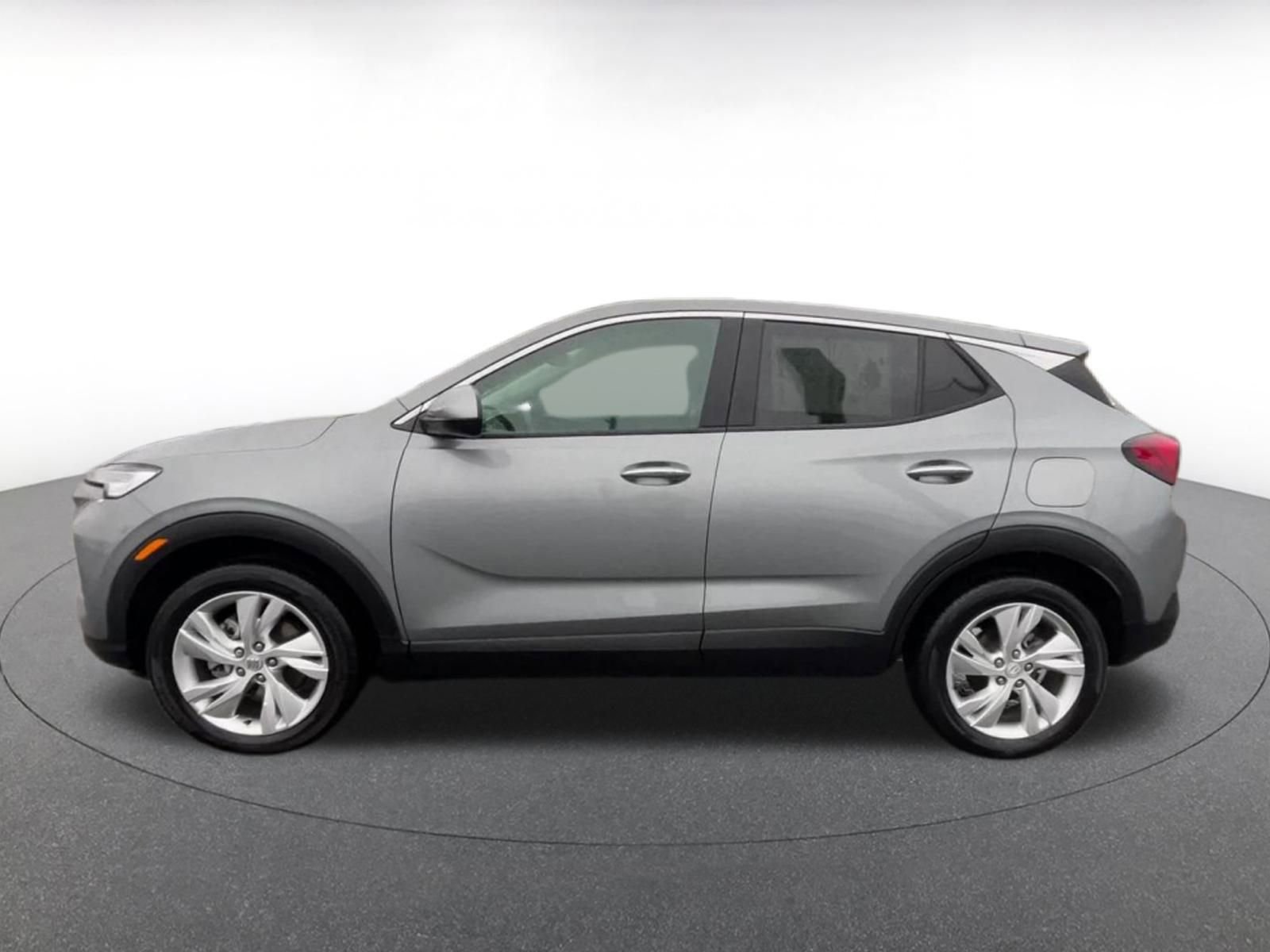 Used 2025 Buick Encore GX Preferred image 9