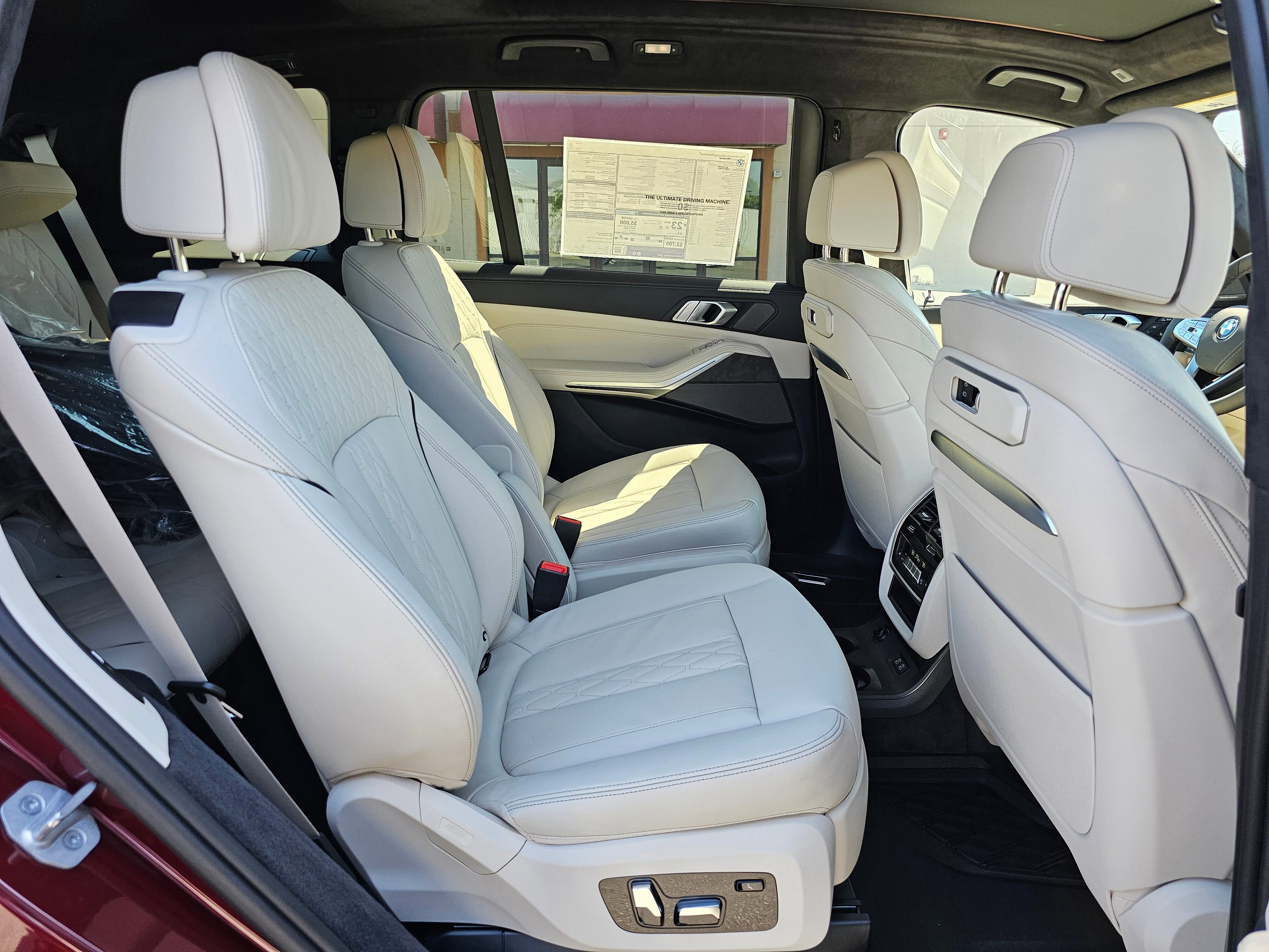 New 2026 BMW X7 xDrive40i w/ Executive Package image 14