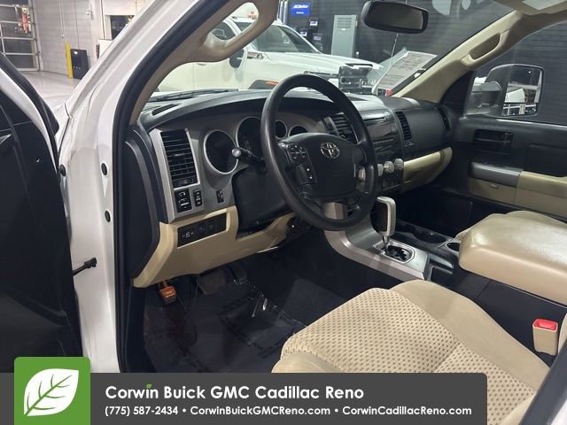 Used 2013 Toyota Tundra 4x4 Double Cab w/ SR5 Pkg image 11