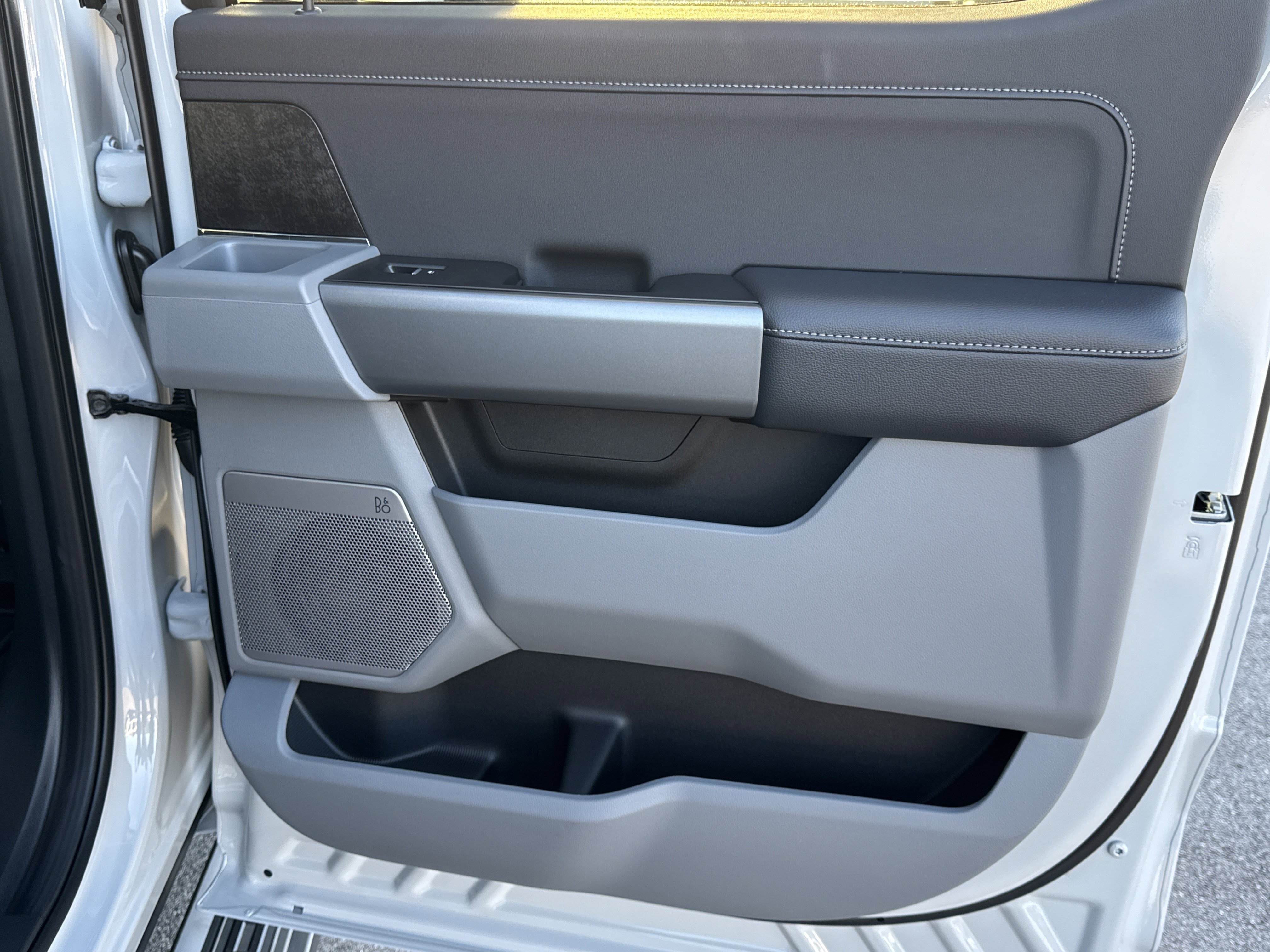 New 2026 Ford F250 XLT w/ XLT Premium Package image 16