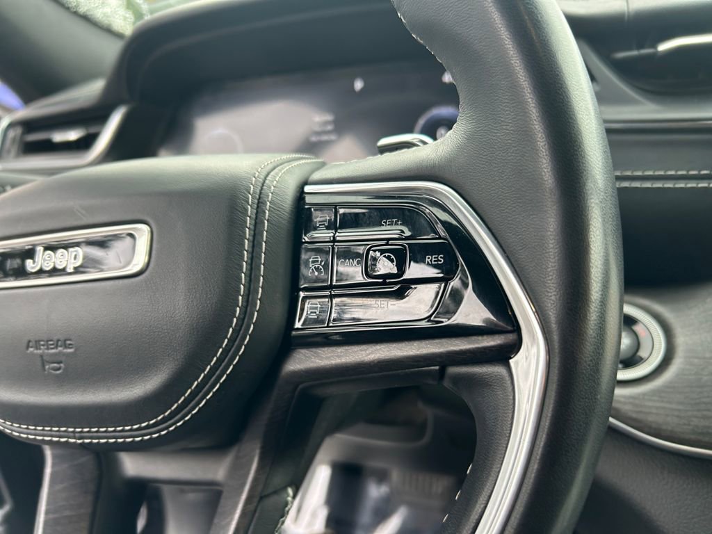 Used 2021 Jeep Grand Cherokee L Overland w/ Luxury Tech Group IV image 18