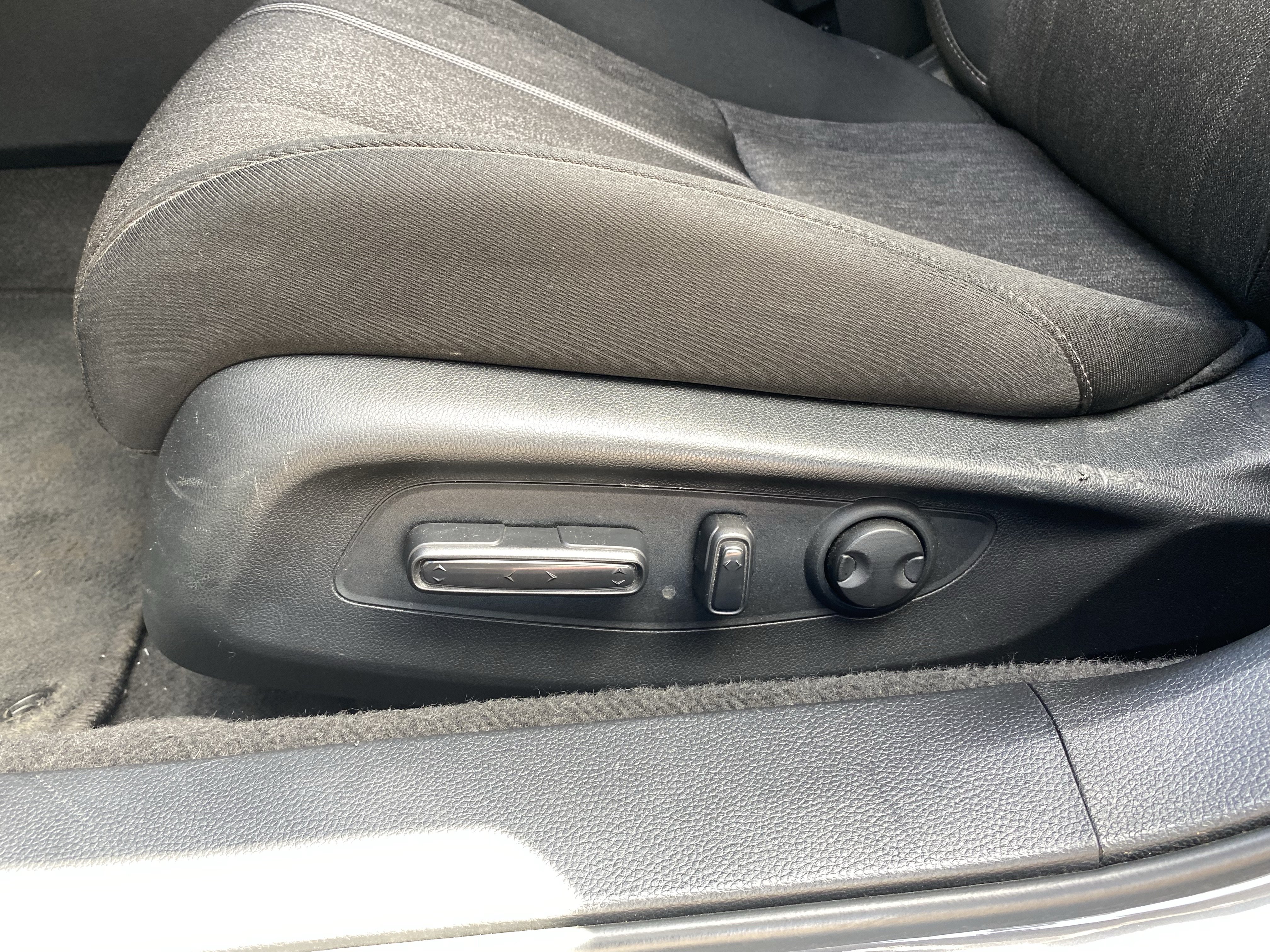 Used 2023 Honda Accord Sport image 19