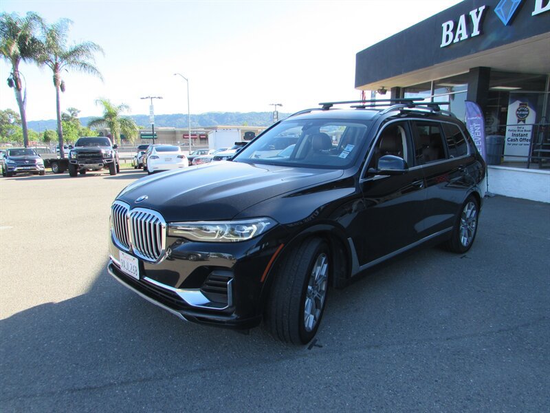 Used 2019 BMW X7 xDrive40i w/ Premium Package AWD/4WD image 2