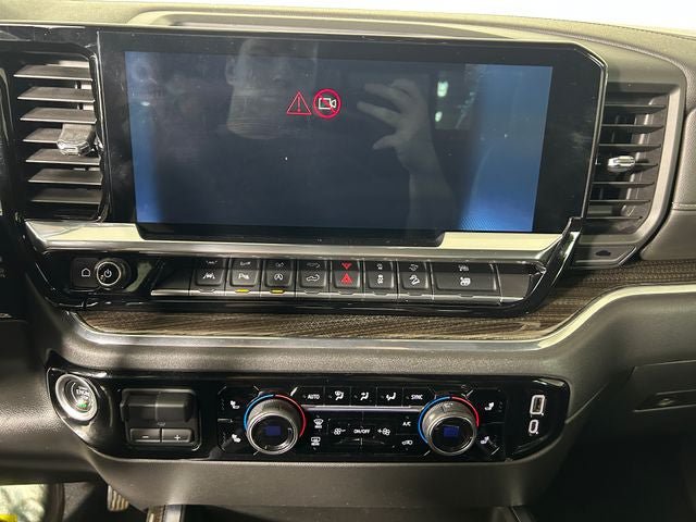 Used 2022 Chevrolet Silverado 1500 LT Trail Boss w/ LT Trail Boss Premium Package AWD/4WD image 23