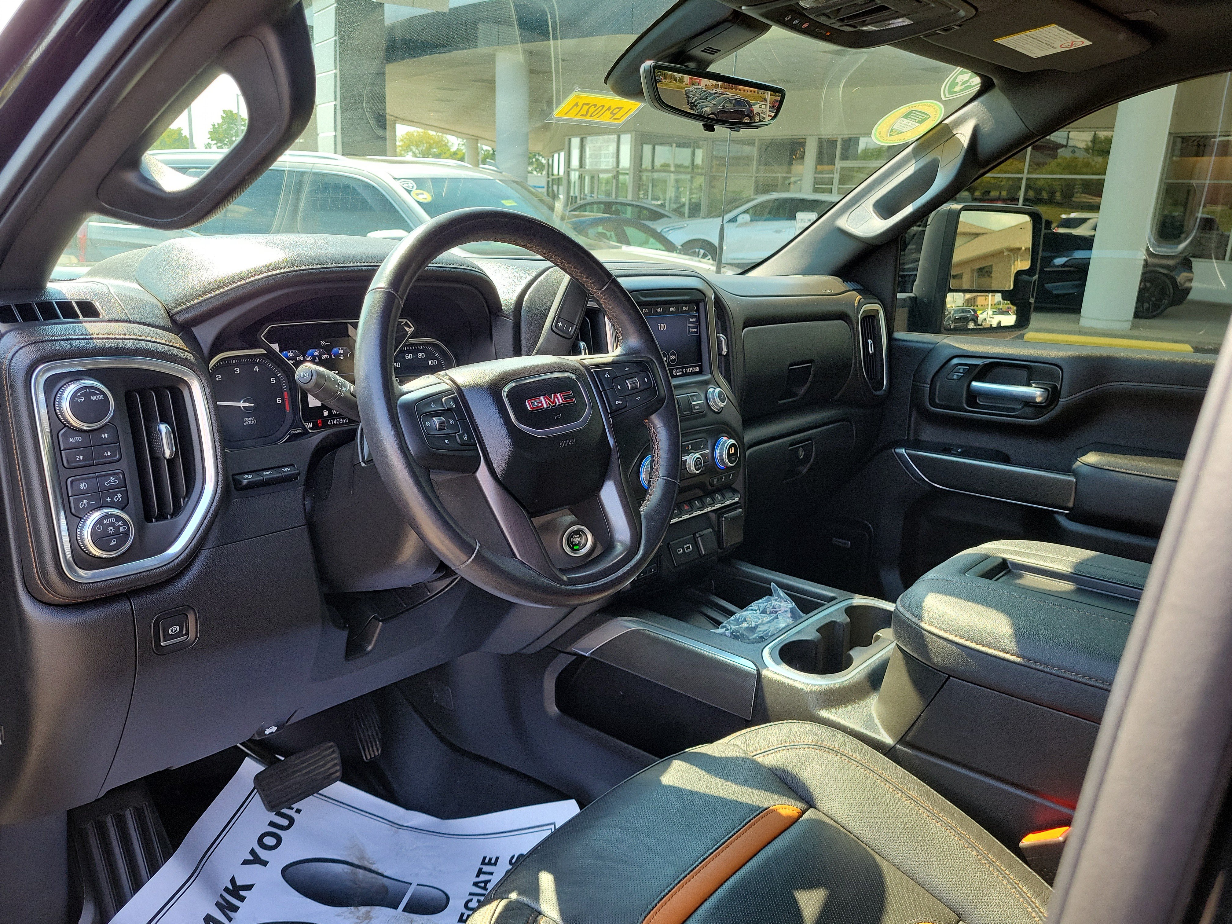 Used 2022 GMC Sierra 2500 AT4 w/ AT4 Premium Plus Package AWD/4WD image 17