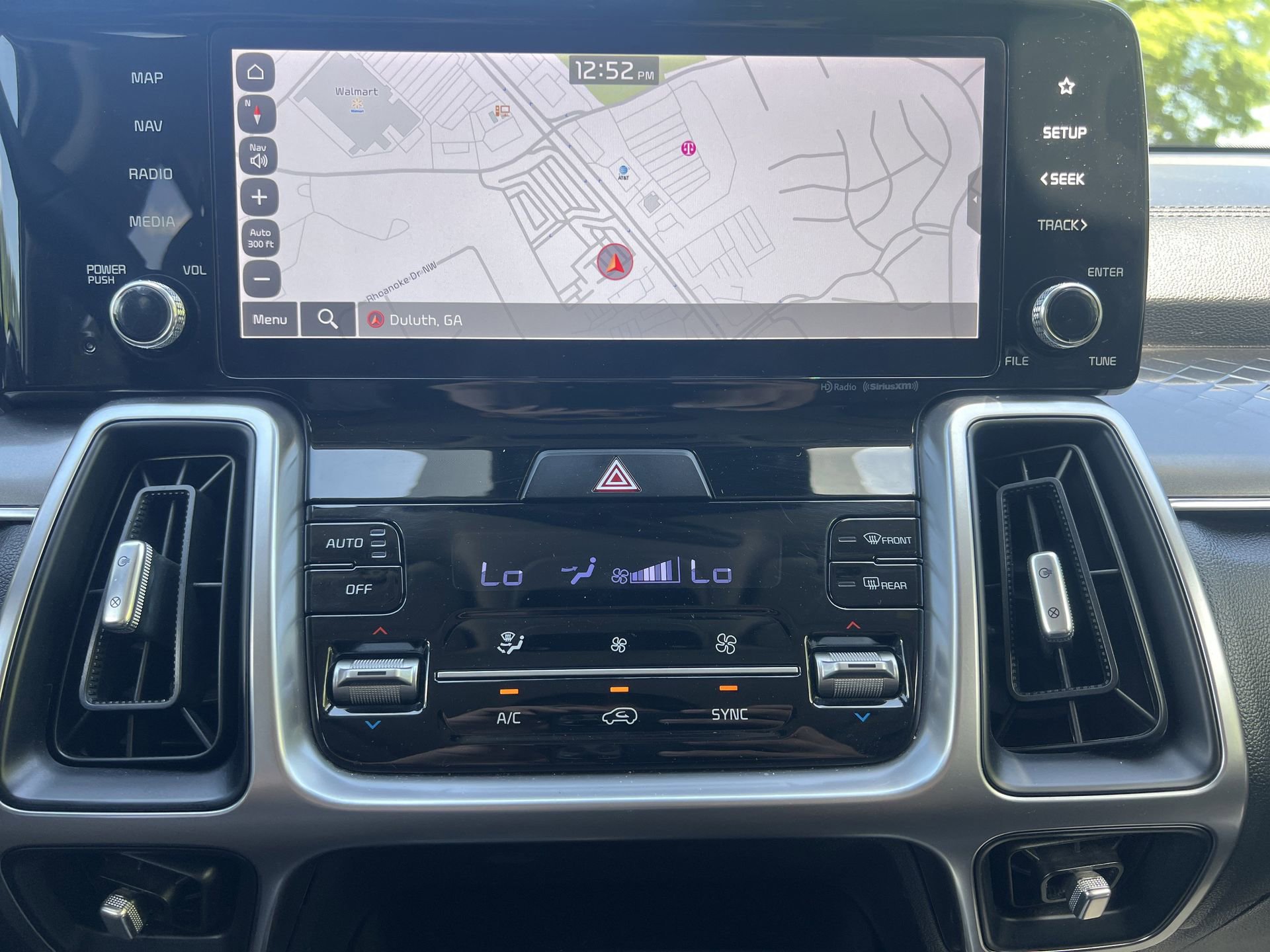 Used 2023 Kia Sorento S w/ Panoramic Sunroof Package FWD image 5