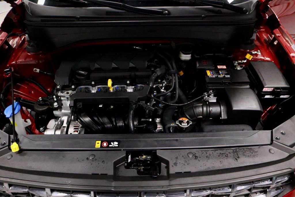 Certified 2025 Hyundai Venue SEL image 20