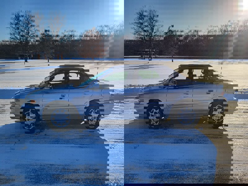 Used 2001 Buick Century Custom w/ Premium Pkg image 3