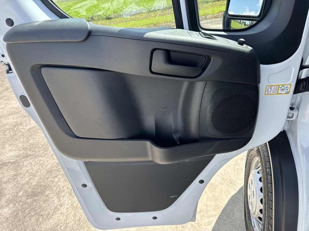 New 2026 RAM ProMaster 2500 w/ Convenience Group image 31