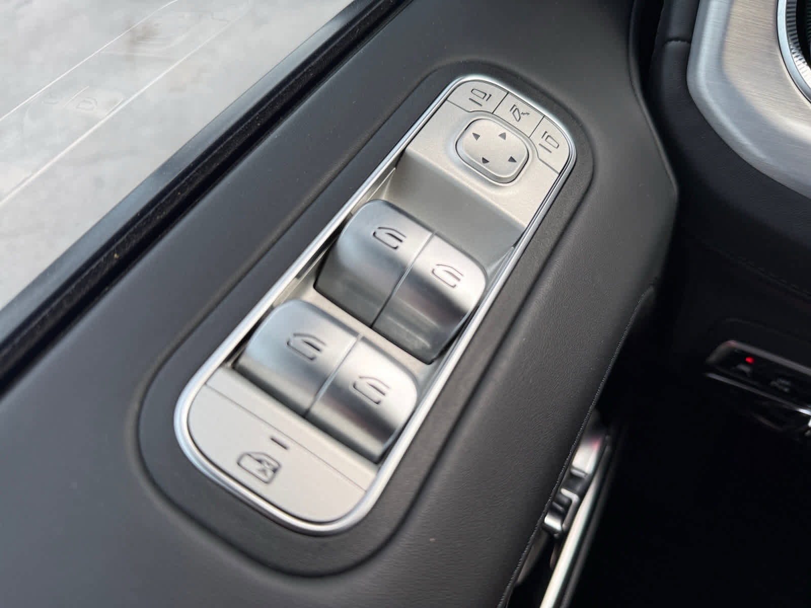 Certified 2023 Mercedes-Benz G 63 AMG 4MATIC image 28