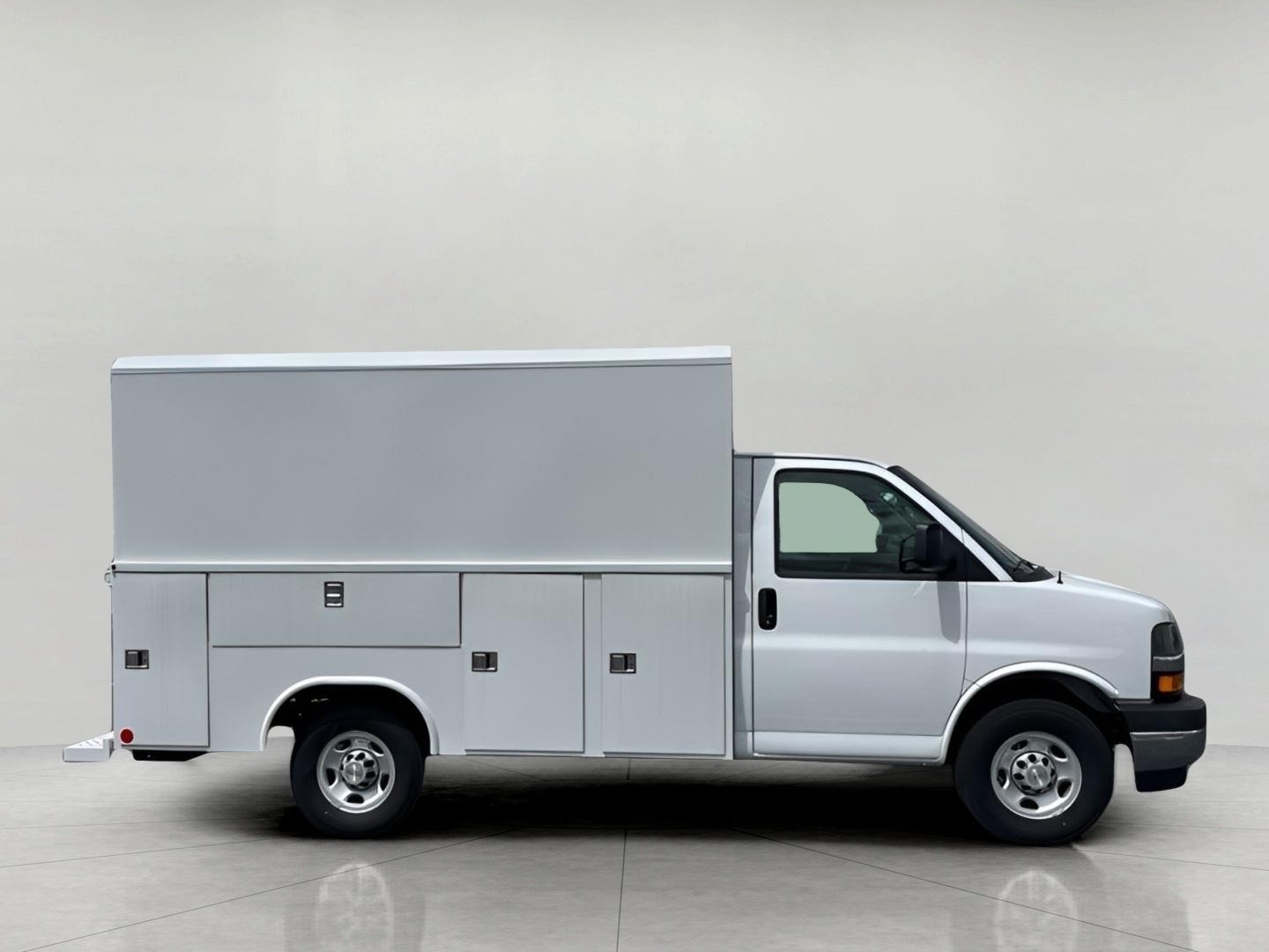 New 2025 Chevrolet Express 3500 w/ Power Convenience Package RWD image 2