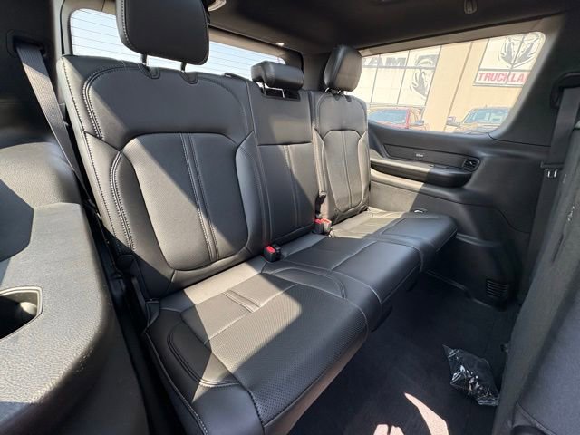 New 2025 Jeep Wagoneer 4WD w/ Convenience Group I image 29