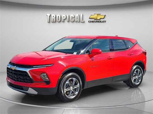 Used 2024 Chevrolet Blazer LT image 1