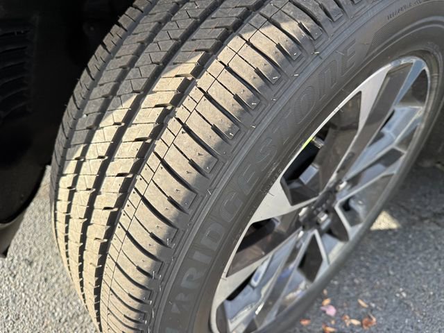 New 2025 Jeep Grand Cherokee Overland image 5