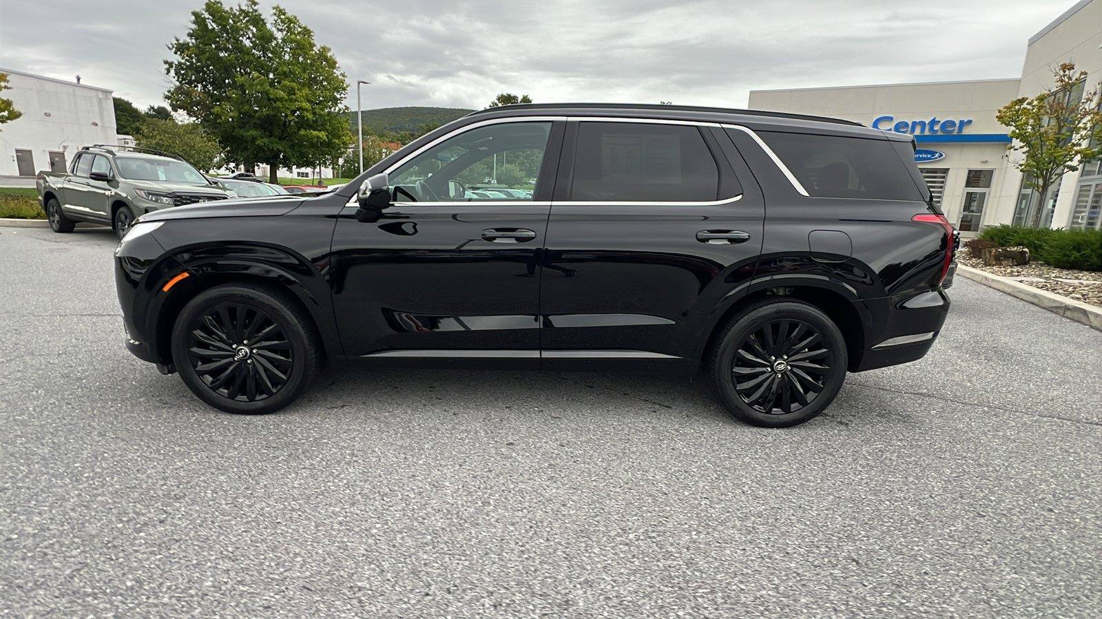 Used 2024 Hyundai Palisade Calligraphy AWD/4WD image 7