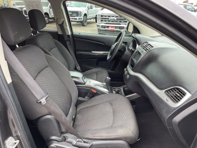 Used 2016 Dodge Journey SE w/ Flexible Seating Group FWD image 40