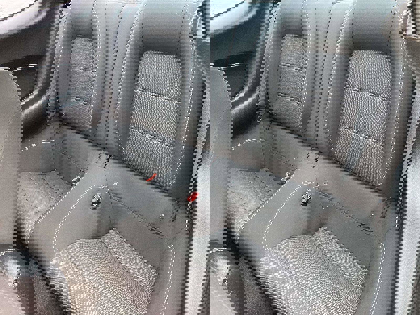 Used 2015 Ford Mustang Coupe image 14